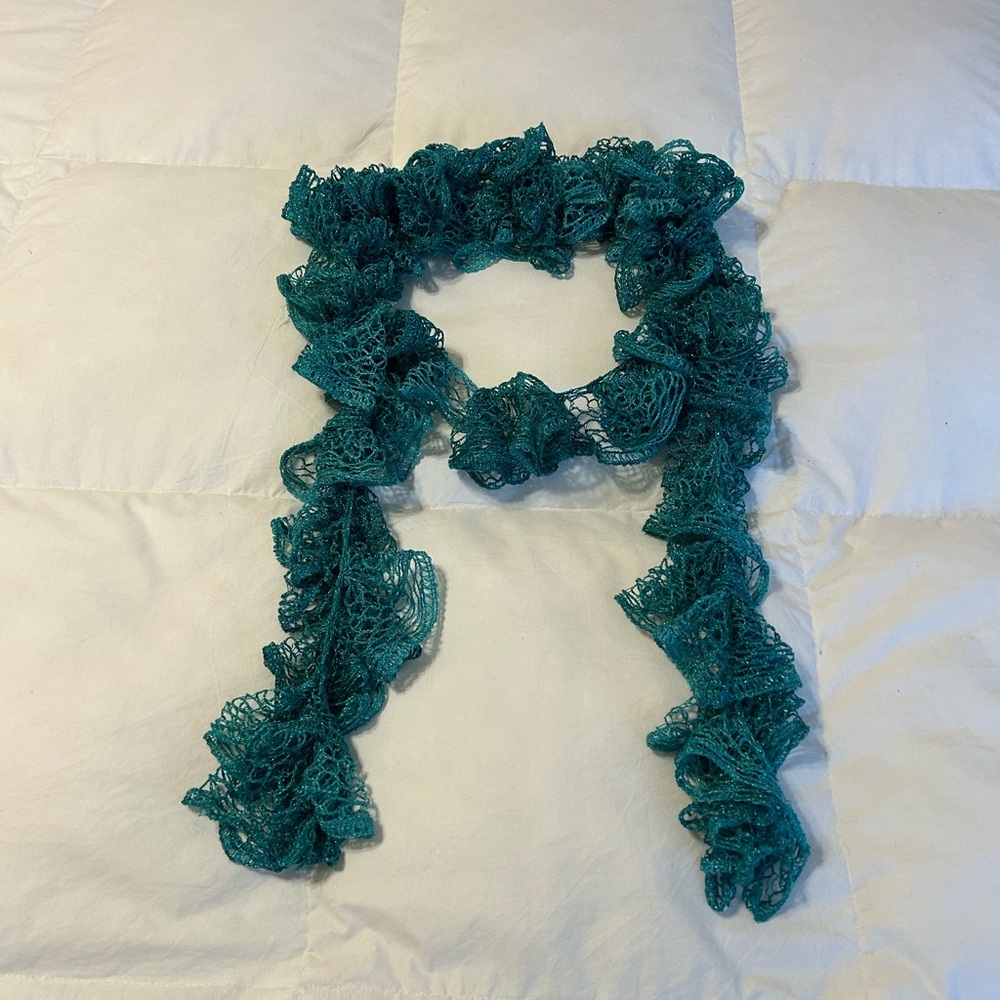 Elegant Teal Lace Skinny Scarf